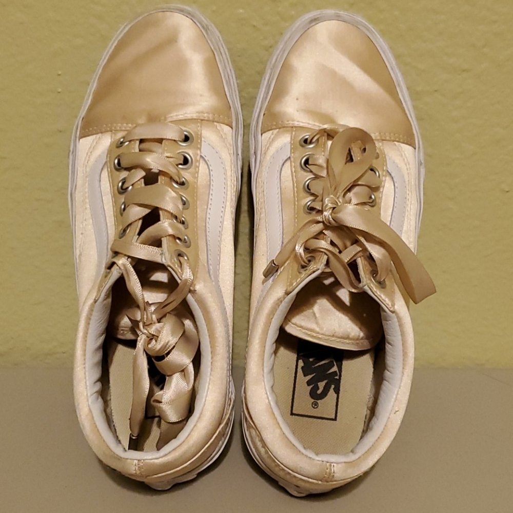 Vans - Picture 4 of 8